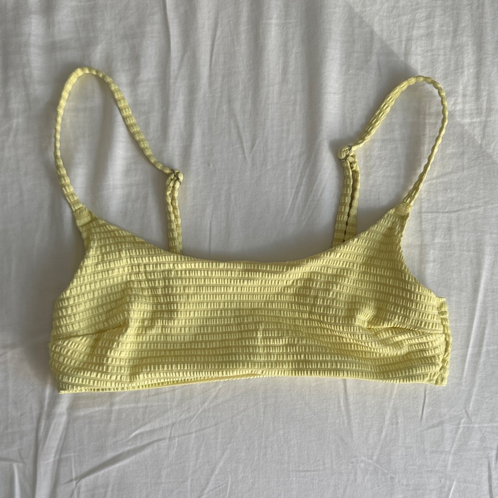 H&M Yellow Textured Bikini Top